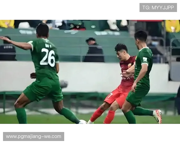 中超联赛激战正酣,各队新援闪耀赛场,争冠形势愈发紧张